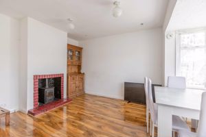 Living room- click for photo gallery